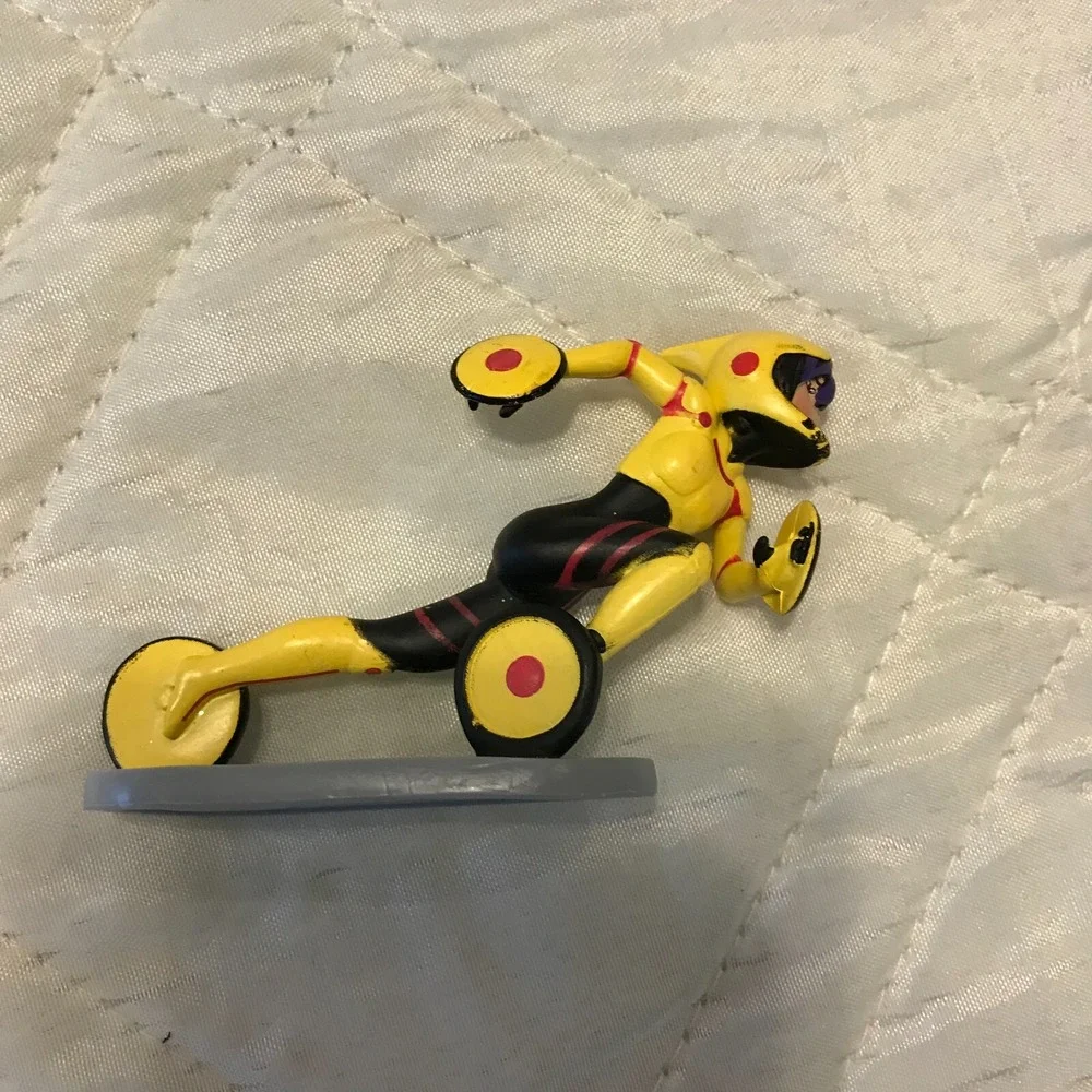 5 Big Hero 6 cake toppers‎